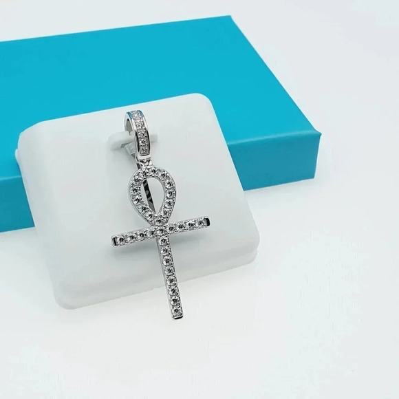 "925 Sterling Silver CZ Beautiful Pendant for Women, 1USPAR4014 - Picture 4 of 11